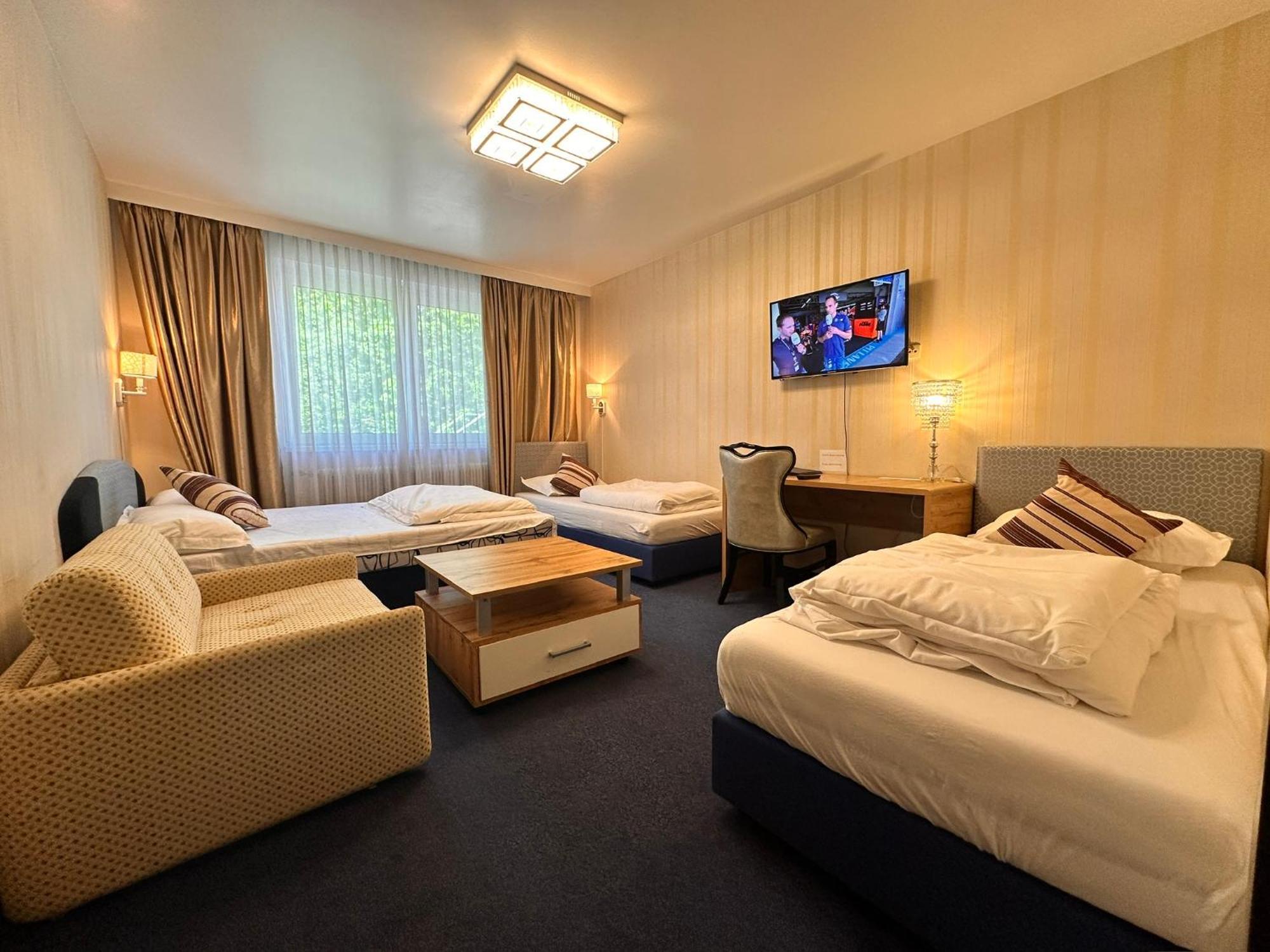 Hotel Austria Gablitz エクステリア 写真